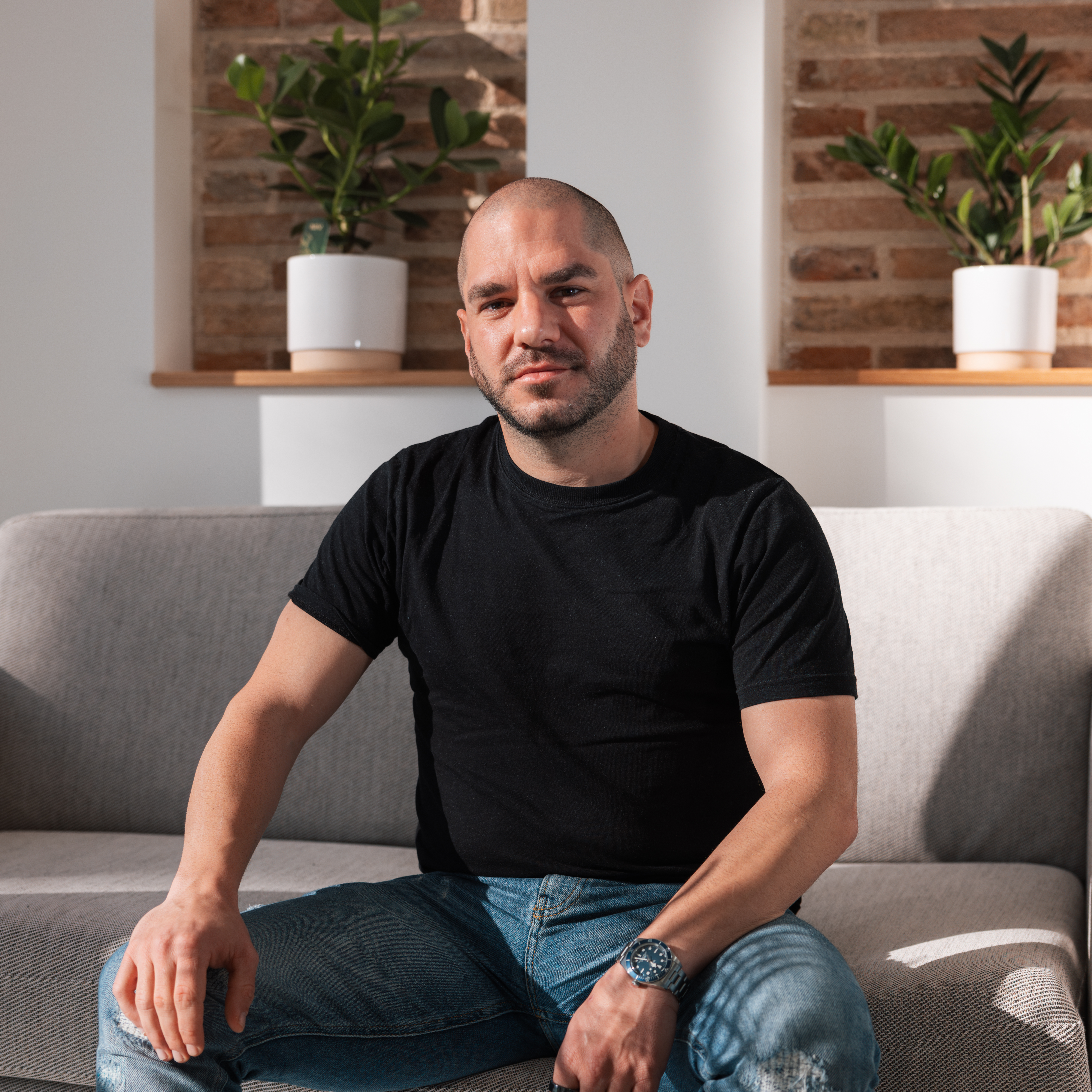 Peter Orsztynowicz — Directeur Administratif et Financier